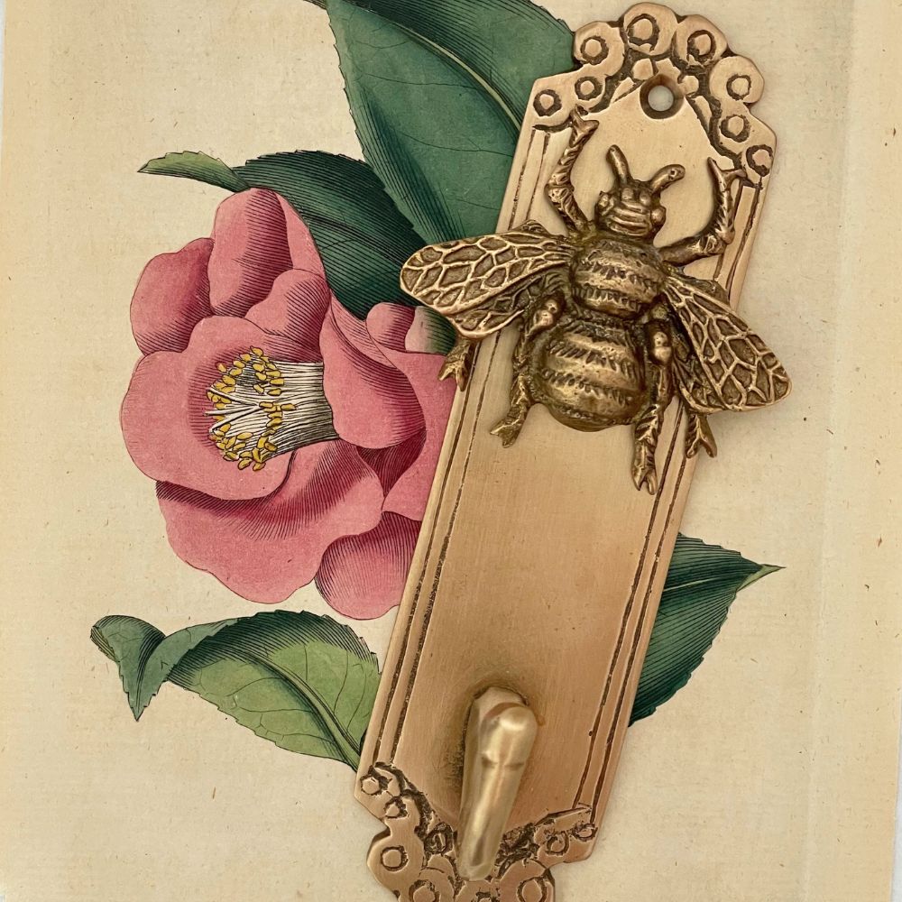 Oriente Abuja Brass Wall Hook